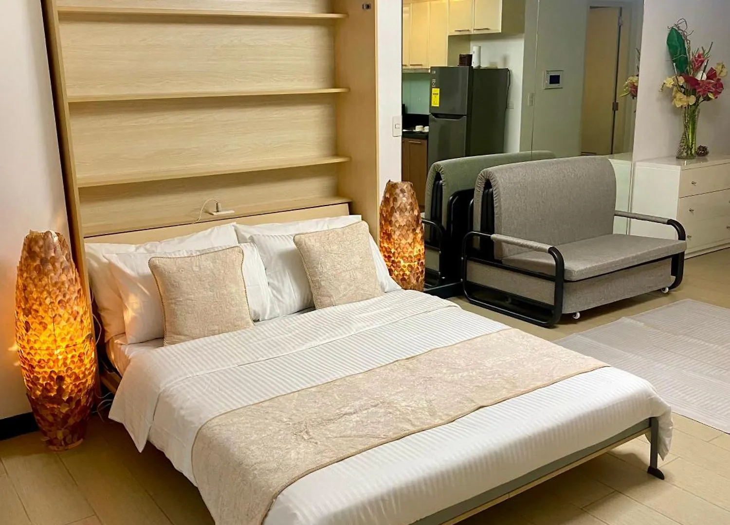 Manila Staycation At The Venice Luxury Residences - Tower A Near Venice Grand Canal, Mckinley Hills Aparthotel