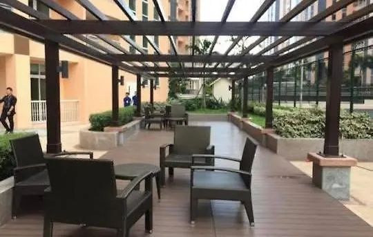 Manila Staycation At The Venice Luxury Residences - Tower A Near Venice Grand Canal, Mckinley Hills Philippines