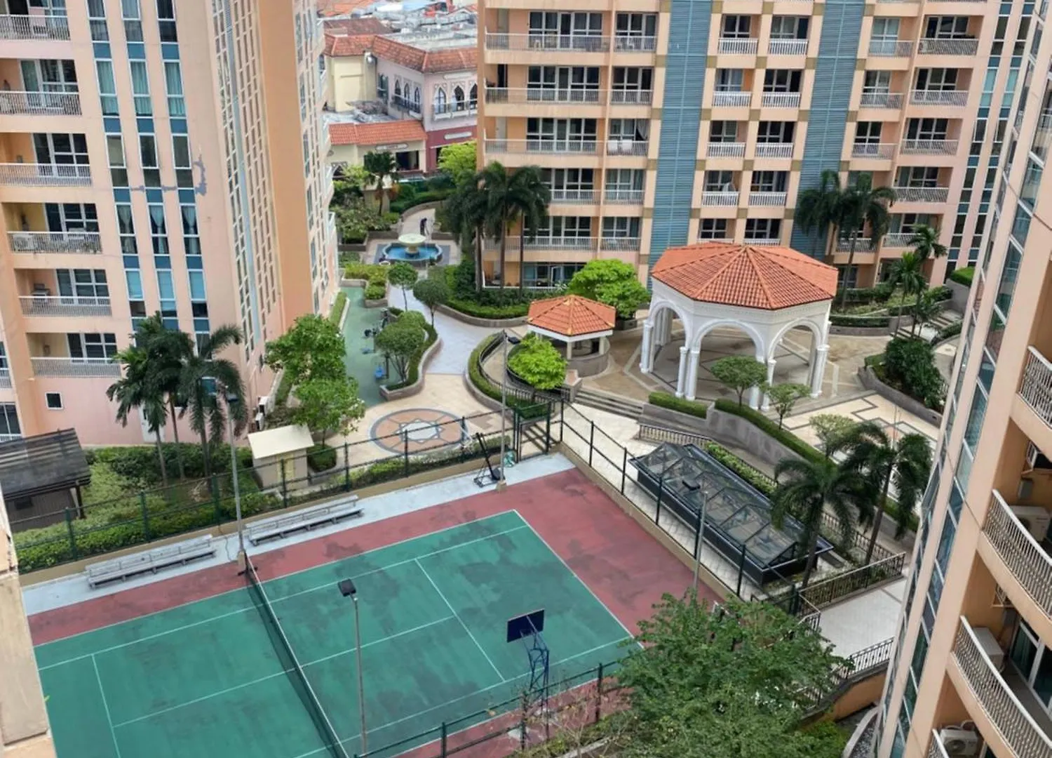 Aparthotel Manila Staycation At The Venice Luxury Residences - Tower A Near Venice Grand Canal, Mckinley Hills
